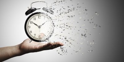 إدارة الوقت بالذكاء الاصطناعي